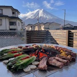 Villa Hello Fujisan ヴィラハローフジサン 屋根付きBBQ場 ワンちゃん大歓迎 A220, hotel en Fujiyoshida