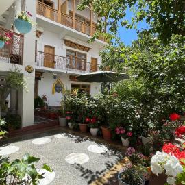 Hotel shaynam, hotelli kohteessa Leh