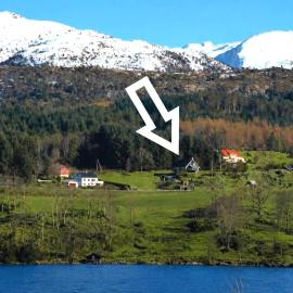 Topfloor Apartment Separate Entranc Nice view Stord、Fitjarのホテル