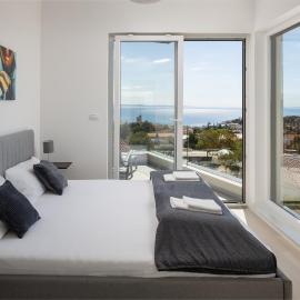 Penthouse Seaview Emilia
