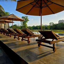 Sigiriya Paradise Inn, מלון בסיגירייה