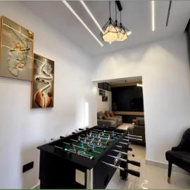 pradserene apartments life camp abuja، فندق في أبوجا