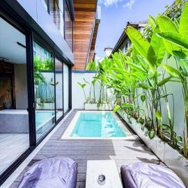 Superior Luxury Loft with Working Desk, Instagramable Pool, hotel u gradu Kerobokan