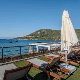 Ondo Beach & Suites