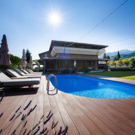Villa Manevi, viešbutis mieste Yavornitsa