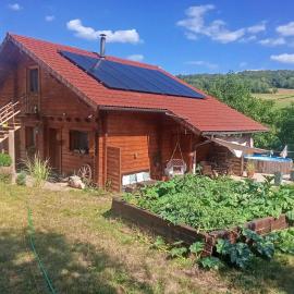 studio 'eco responsable ', hotel in Puessans
