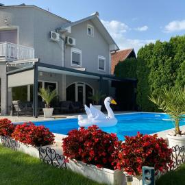 Vila DeLux, hotel Negotinban