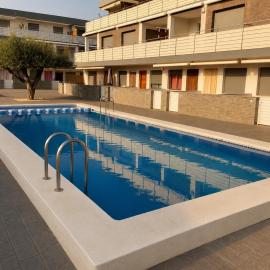 Apartamento con piscina a 350 metros de la playa, hotel a Vinaròs