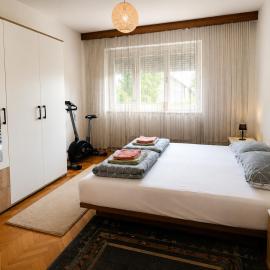 Apartman Čeliković centar Šamca, parking, balkon, WiFi, hotel in Bosanski Šamac