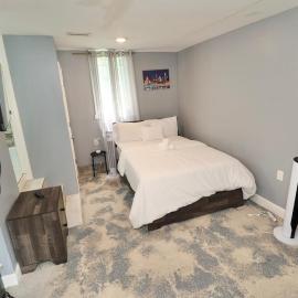 Spacious Room with Private Bathroom, hotel v destinaci Lochearn