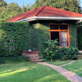 Barazani Garden House