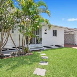 Stylish Byron Bay Beach House