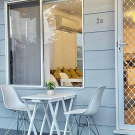 Cozy Corner โรงแรมในคาวเวส