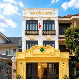 Tân Hiệp 2 Hotel, hotelli kohteessa Bùi Tiếng