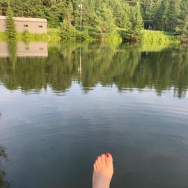 Chalet Route 125 Rawdon 2 Bedroom Apt, hotel em Rawdon