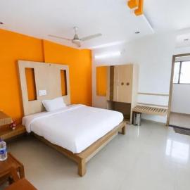 FabHotel Bhagyashri Executive