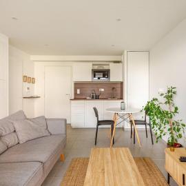 Cozy studio with private garden 500m from the center
