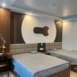 Tâm An Luxury Hotel โรงแรมในNinh Lão