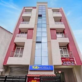 FabHotel Saptshrungi
