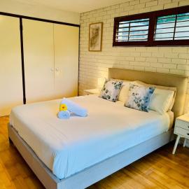 Tranquil Garden Studio - 7 Acre Retreat
