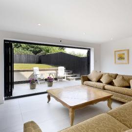 Luxurious holiday home-London-Heathrow-Wembley-Oxford, hotelli kohteessa Hughenden