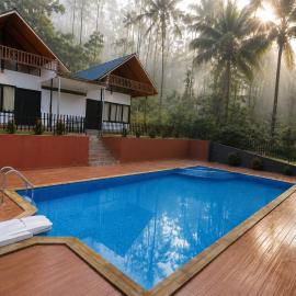Eloria Banasura resort, hotel in Padinjarathara
