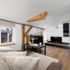 A Stylish Studio for Two in Historic Nikiszowiec by Noclegi Renters