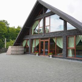 Aframe Chalet、Păltinoasaのホテル