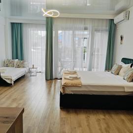 DelEric apartments