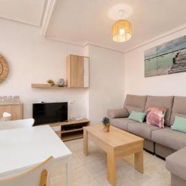 Bungalow Aguas Nuevas Sunrise, hotel in Torrevieja