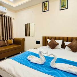 Hotel Gurukripa Palace, hotelli kohteessa Maheshwar