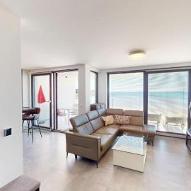 Paramount Adria