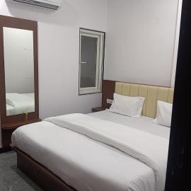 Hotel Hanuman, готель у місті Удайпур