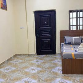 Cozy 1-Bedroom with Free Wi-Fi & In-Unit Laundry, Hotel in Kumasi
