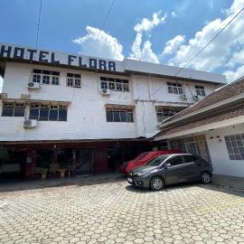 Hotel O near RS Awal Bros Sudirman formerly Flora Hotel