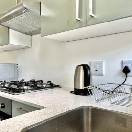 Number 15 Jadde Apartments, hotel in Sandton