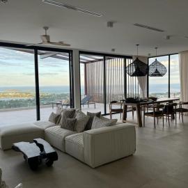 Villa Nishkhun Luxury SeaView with Gym and Staff
