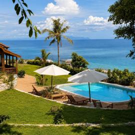 5BR, Ocean View, Private Pool, Villas Roc-Azur, hotel Sampalan városában