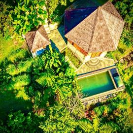Faraway Mount Batukaru, hotel em Blimbing