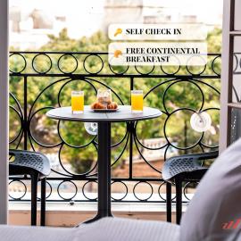 Yolanda Boutique Suites by Zzzing, hotell i Cospicua