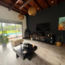 Casa quinta con piscina a 5 min del mar Miramar, хотел в Barrio Copacabana