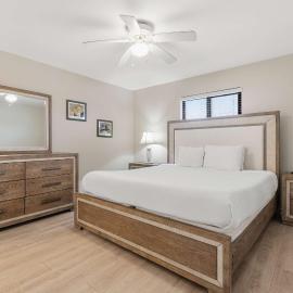 2nd Floor Condo Many Amenities Beach Access Beach Equipment Included