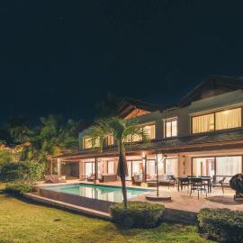 Luxurious Villa at Puerto Bahia with Great Views