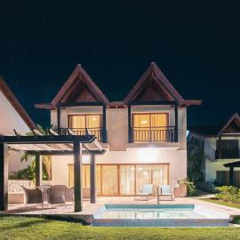 Magnificent Villa at Puerto Bahia, Hotel in Sabana