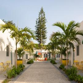El Jardin Inn