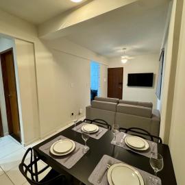 Apto com 2 quartos e A/C no Centro