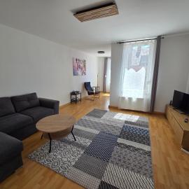 Großzügiges Apartment im Obergeschoss, готель у місті Конц