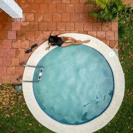 Villa Monte Maria Cabaña en Cerro Azul con piscina y chimenea