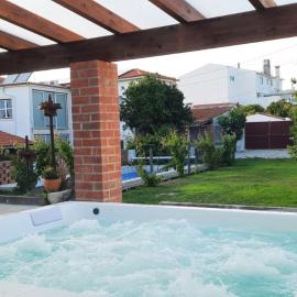Casa Adega Do Mosteiro - Turismo Rural, hotel in Caldas da Rainha
