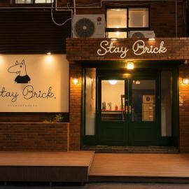 Stay brick